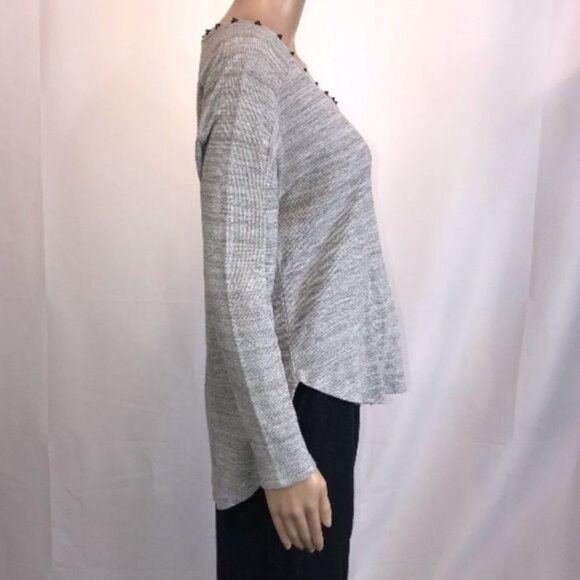 Love 21 grey studded high-low blouse small - Picture 5 of 6